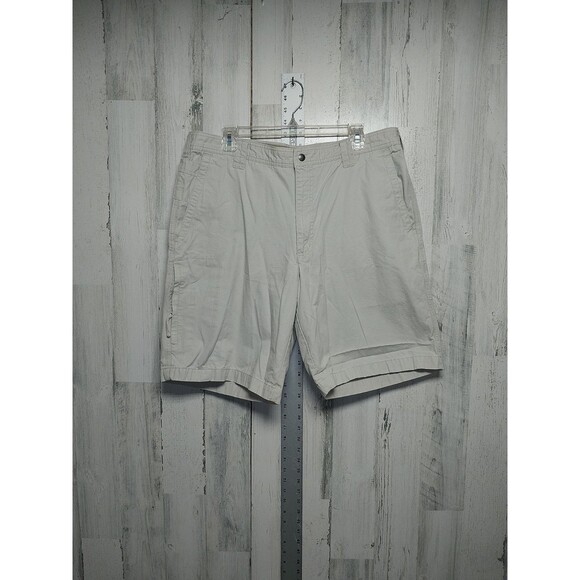 COLUMBIA MEN SIZE 36 BEIGE CARGO SHORTS 100% COTTON - Picture 1 of 7